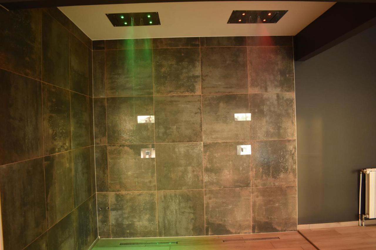 Hotel Delfin Lanterna Tar-Vabriga Dış mekan fotoğraf