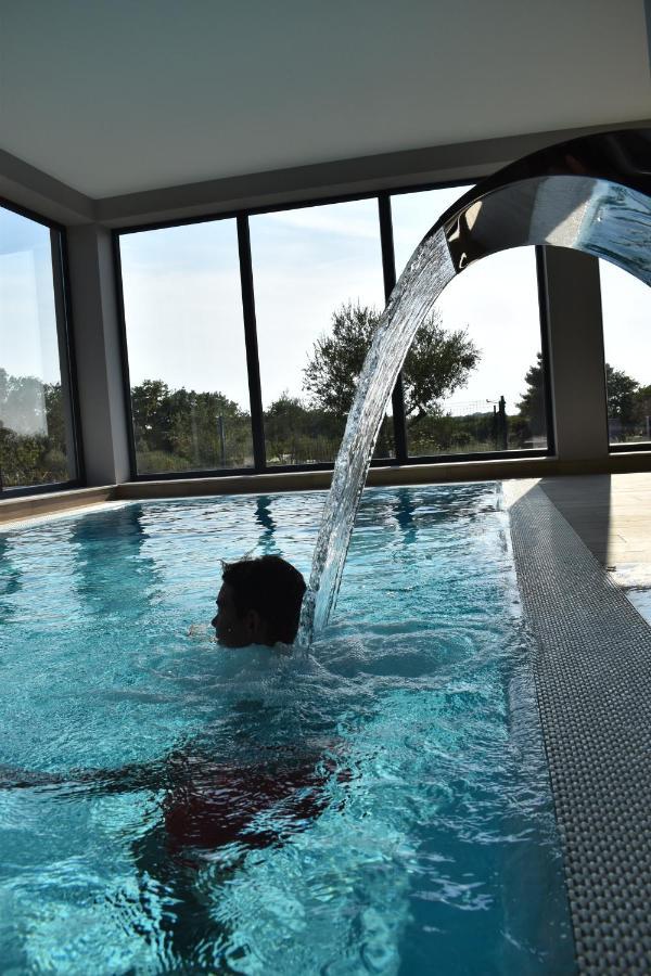 Hotel Delfin Lanterna Tar-Vabriga Dış mekan fotoğraf